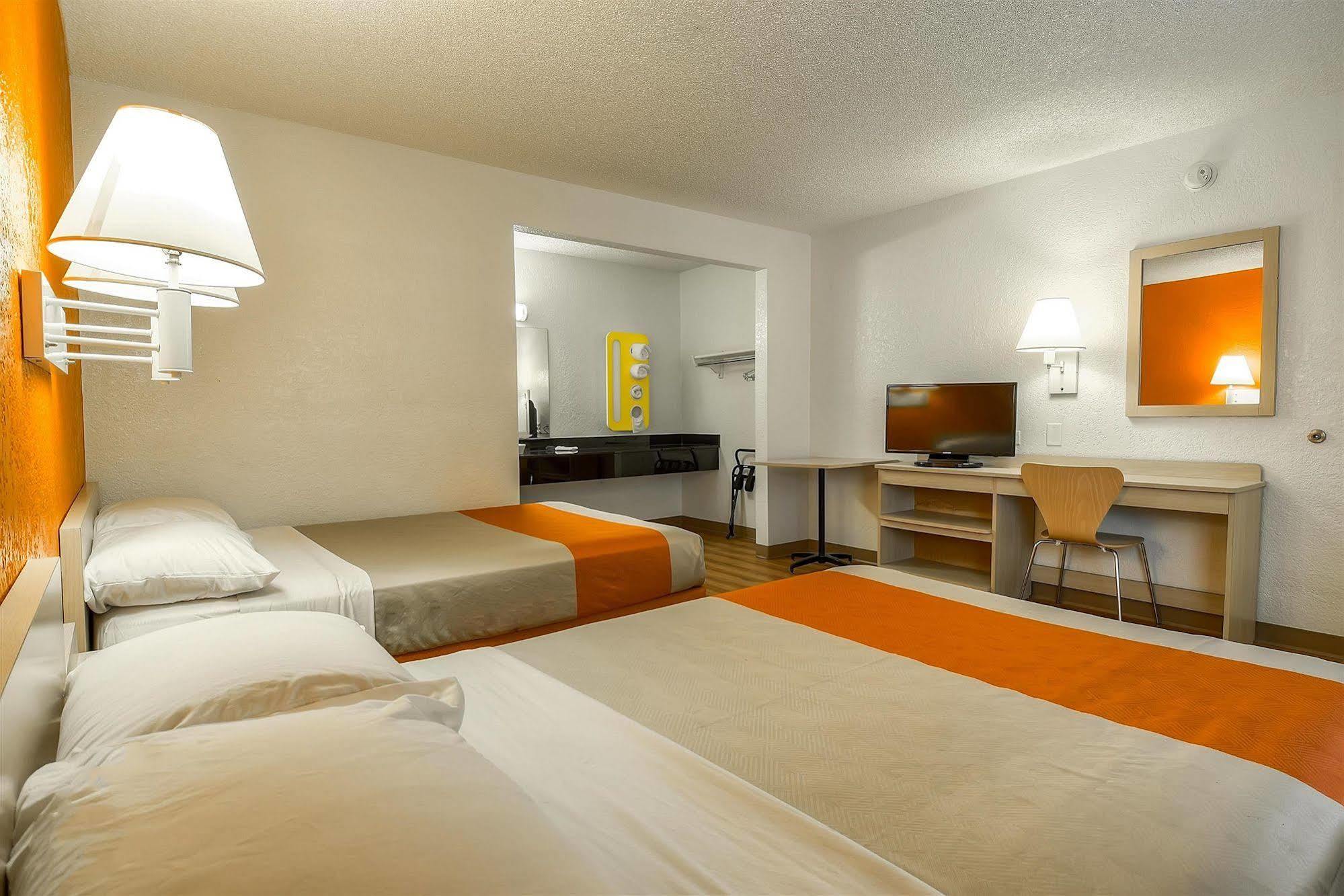 Motel 6-Norwalk, Ca - Los Angeles Exterior foto